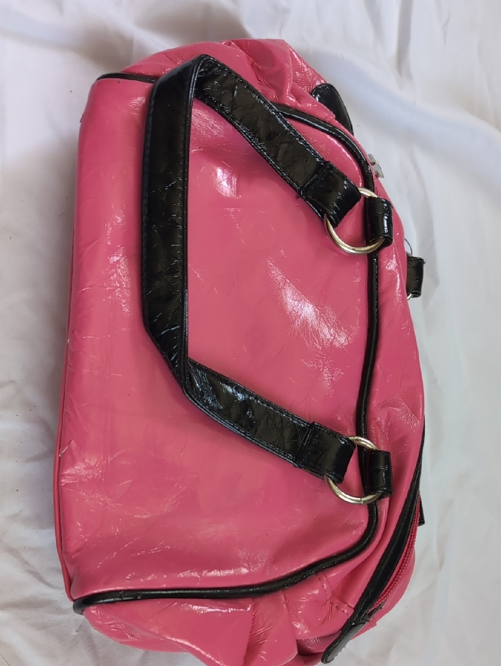 2006 Vintage PLAYBOY Pink Patent Shoulder Bag with Black Trim - Picture 7 of 8